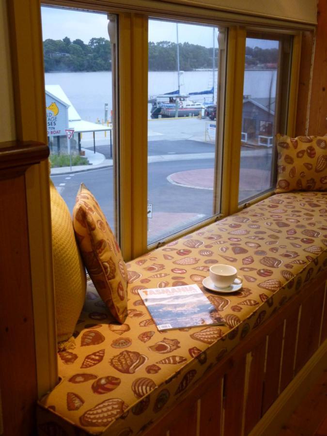 Bushman'S At Strahan Aparthotel Buitenkant foto